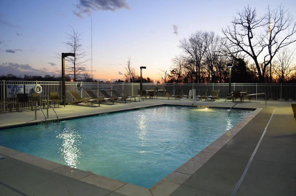 Candlewood Suites Greenville By Ihg Exterior foto